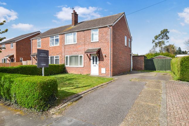 3 bed property, in Mandeville Road, £250,000
