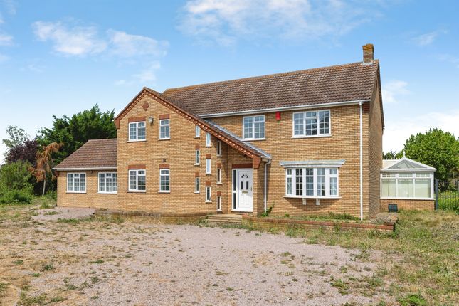 4 bed property, in Fallow Corner Drove, £700,000