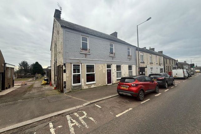 6 bed property, in 58 Main Street, £100,000