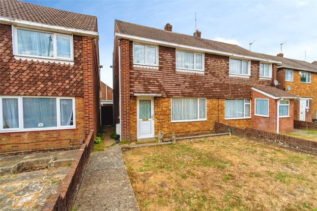 3 bed property, in Butts Road, £240,000