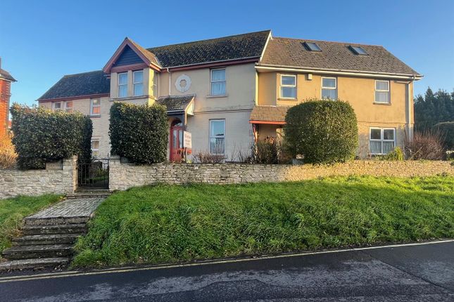 11 bed property, in Northbrook Road, £795,000