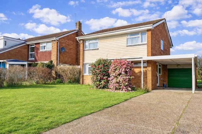 4 bed property, in Bannister Gardens, £500,000