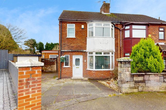 3 bed property, in Myrtle Grove, £260,000