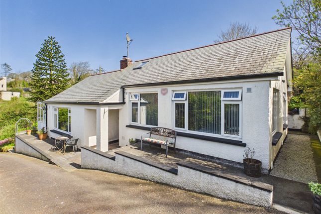 3 bed property, in Victoria Road, £330,000