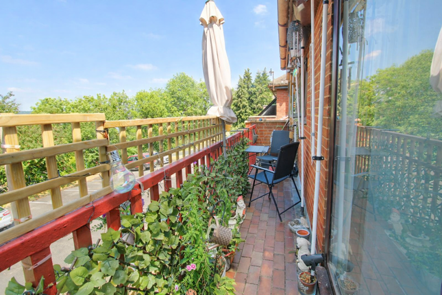2 bed property, in St. Andrews Green, £110,000
