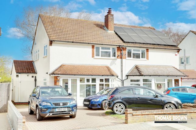 3 bed property, in Hillcrest Road, £635,000
