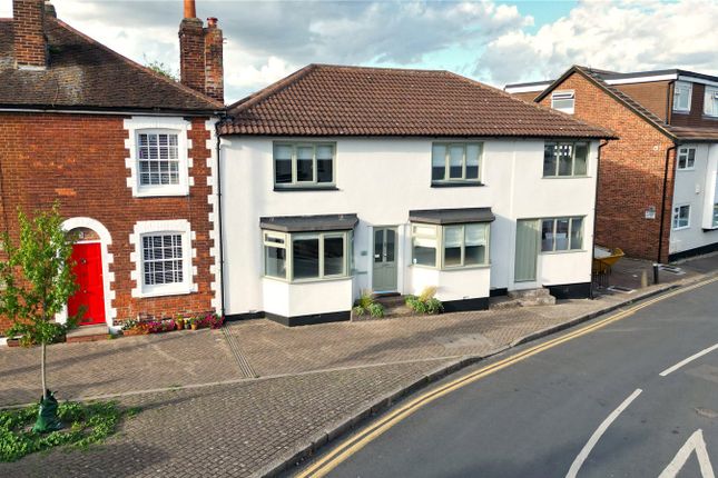 8 bed property, in Church Street, £1,200,000