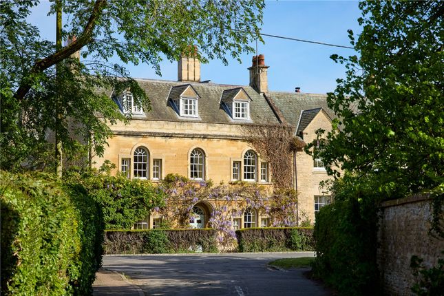 6 bed property, in Broad Street, £1,475,000