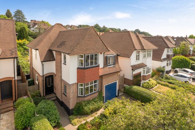 4 bed property, in Westland Drive, £900,000