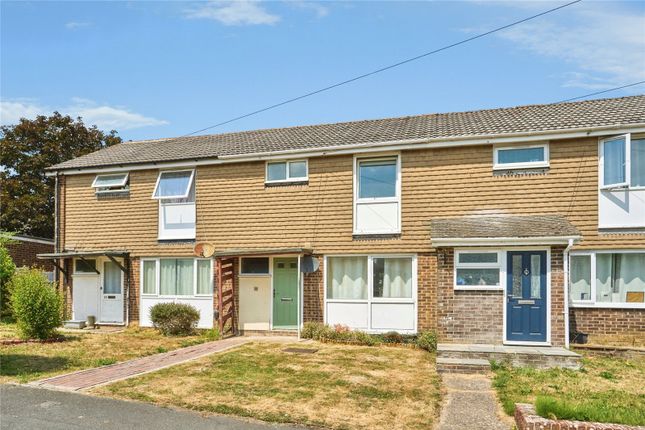 3 bed property, in Spring Walk, £165,000