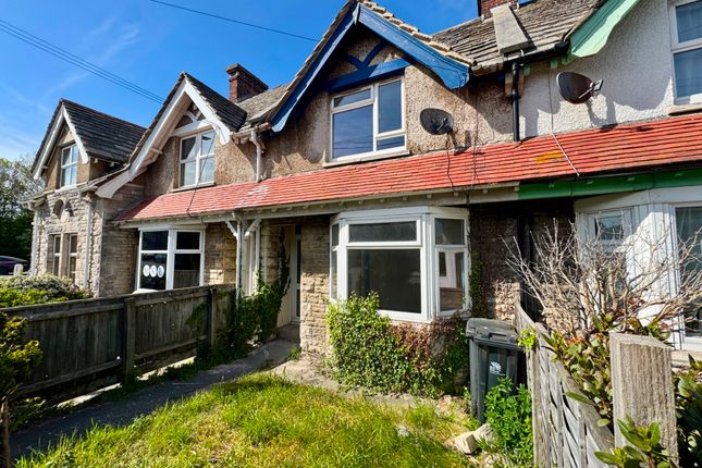 3 bed property, in High Street, £275,000
