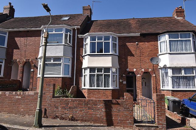 3 bed property, in Latimer Road, £270,000