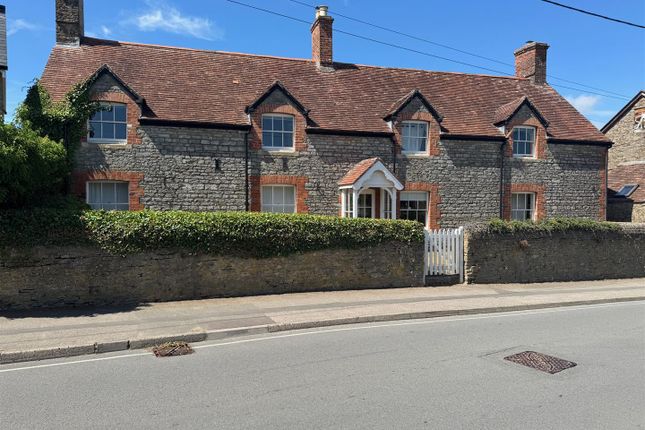 5 bed property, in Station Road, £700,000