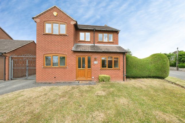 4 bed property, in Spinney Hill, £500,000