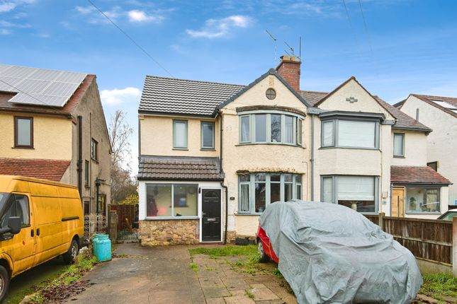 3 bed property, in Station Road, £250,000