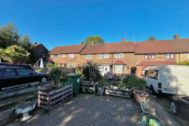 3 bed property, in Straight Road, £350,000