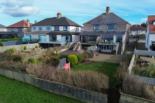 3 bed property, in Twemlow Parade, £465,000