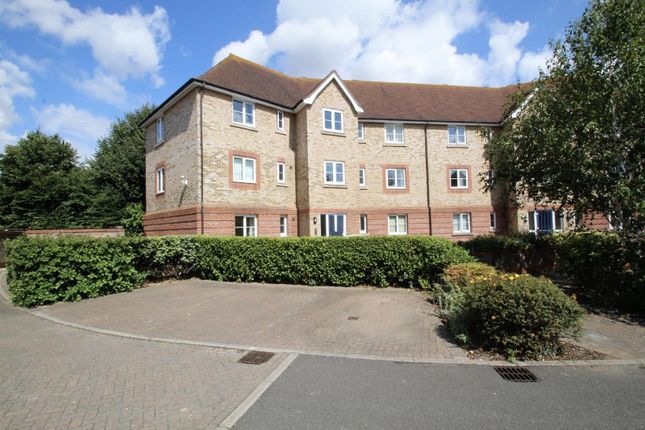 1 bed property, in The Pintails, £150,000