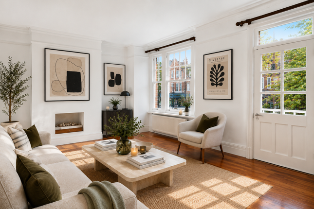 3 bed property, in St. Anns Road, £850,000
