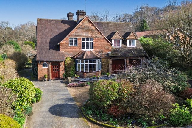 5 bed property, in Wormley, £1,395,000