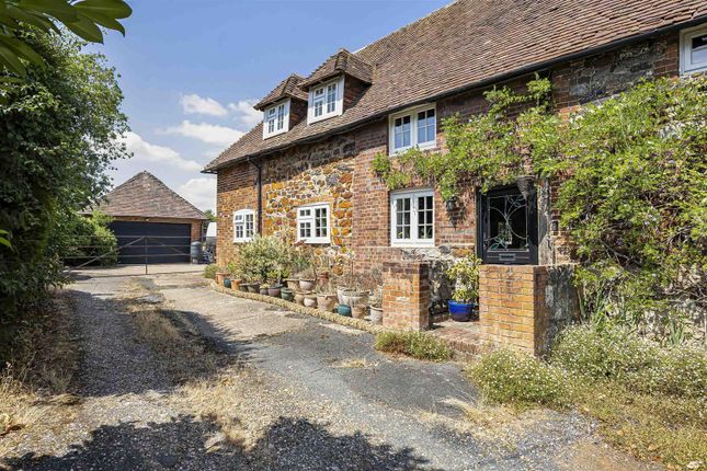 3 bed property, in Wrotham Road, £675,000
