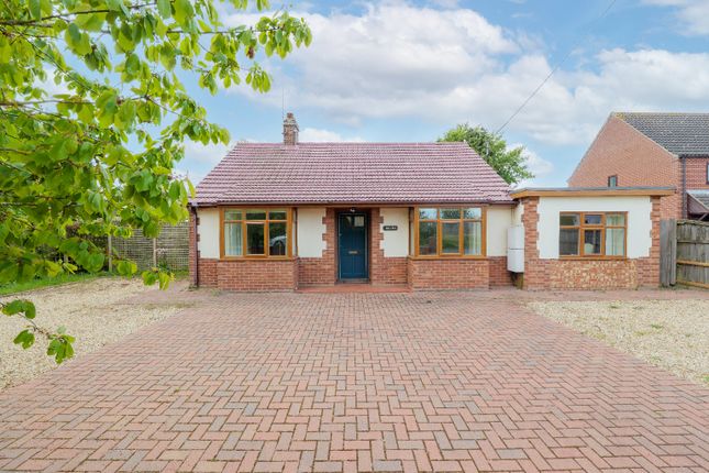 3 bed property, in Moor Lane, £325,000