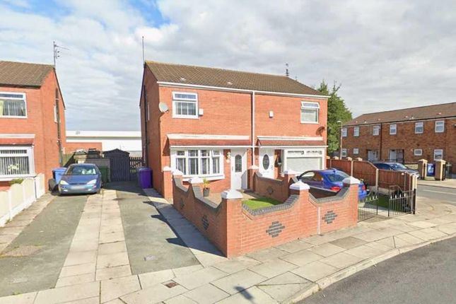 3 bed property, in Manorbier Crescent, £150,000