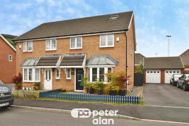 3 bed property, in Heol Ty Aberaman, £275,000