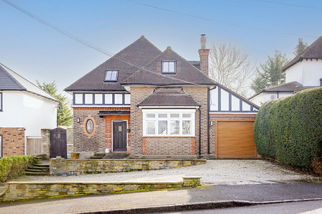 4 bed property, in Beechwood Road, £900,000