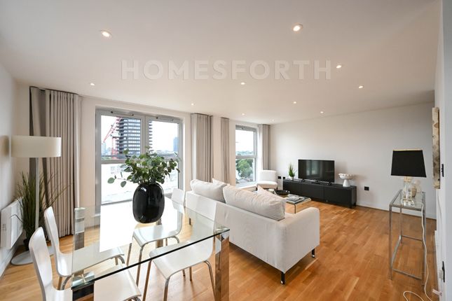 3 bed property, in Balmes Road, £880,000