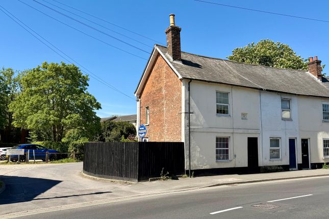 2 bed property, in Eynon Mews, £299,950