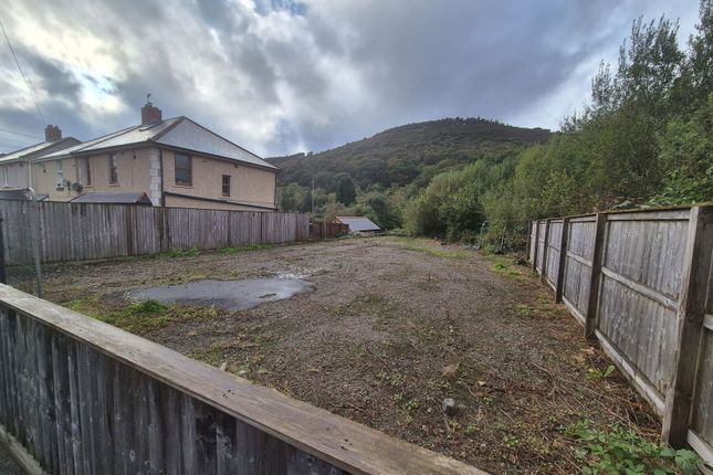 Studio, in Dan-Y-Coed, £25,000