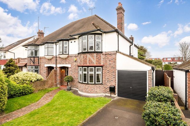 4 bed property, in Bath Road, £875,000