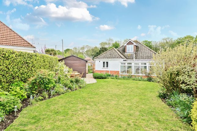 3 bed property, in Upton Crescent, £475,000