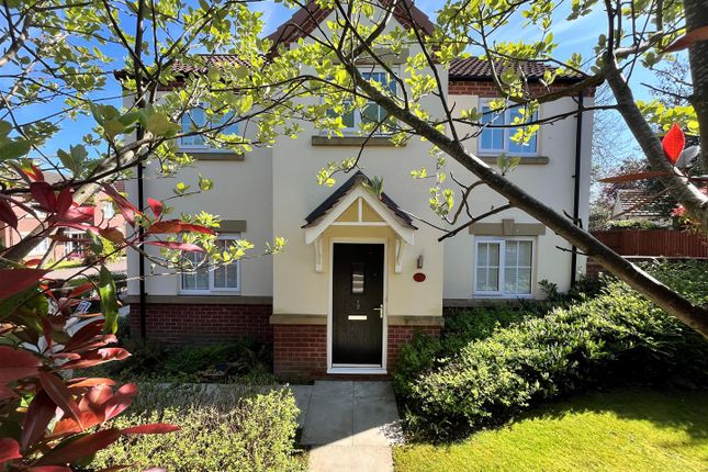 4 bed property, in Scaife Close, £340,000