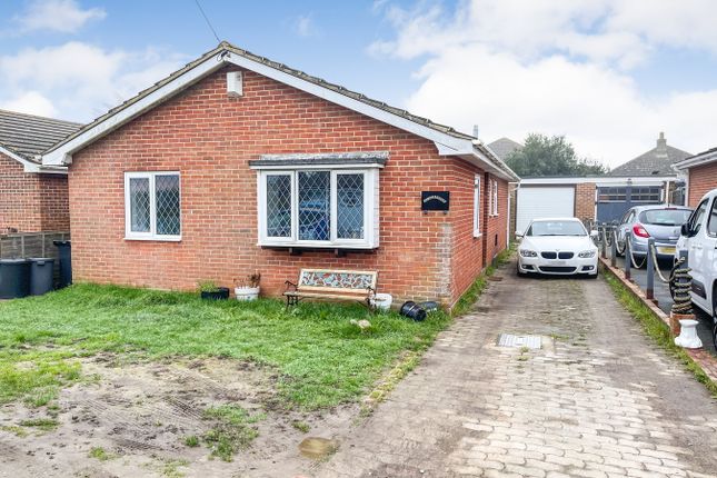 3 bed property, in Lagoon Road, £338,000