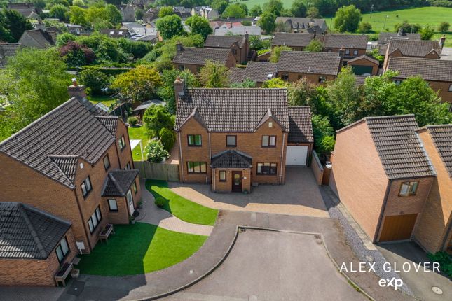 4 bed property, in Ermine Rise, £400,000