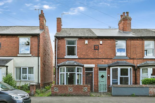 2 bed property, in Logan Street, £95,000