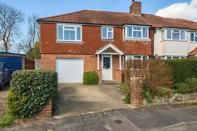 6 bed property, in Lennard Road, £725,000