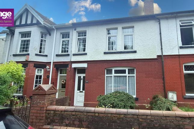 3 bed property, in Bloomfield Road, £150,000