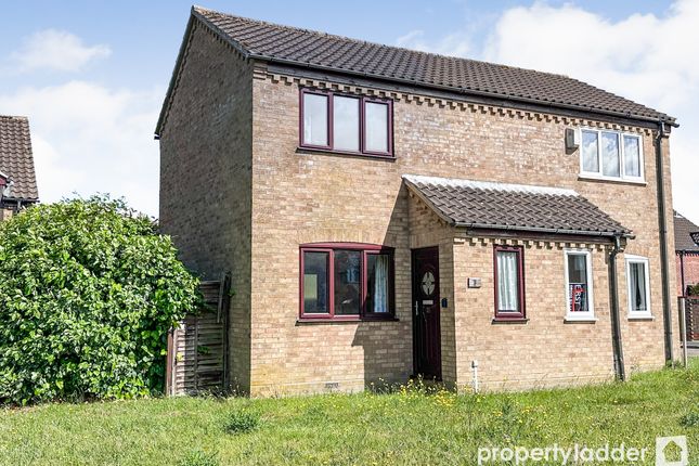 2 bed property, in Sweet Briar Road, £150,000