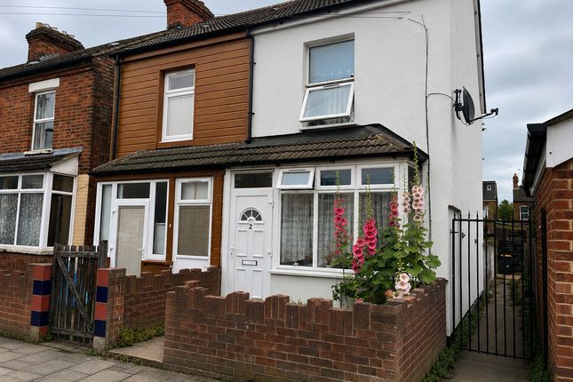 3 bed property, in Dunville Road, £255,000