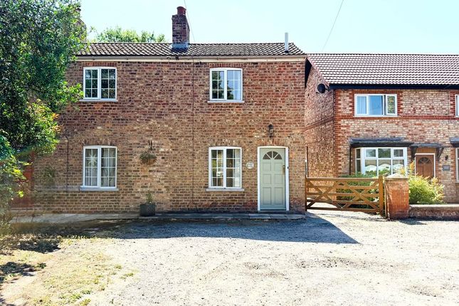 2 bed property, in Post Office Cottage, £179,950