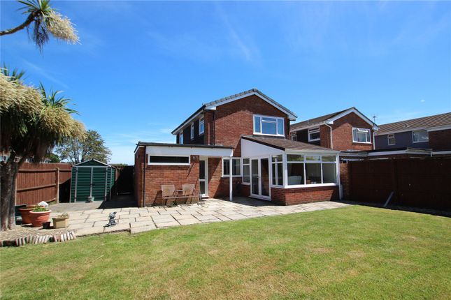 3 bed property, in Merlin Close, £325,000
