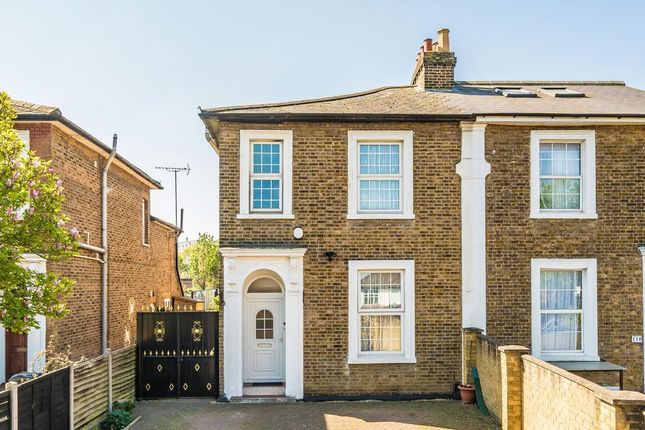 4 bed property, in Bath Road, £850,000