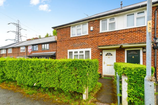 3 bed property, in Northridge Road, £200,000