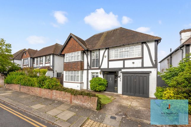 5 bed property, in Hove Park Way, £1,250,000