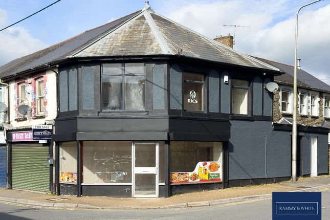 1 bed property, in Brecon Road, £135,000