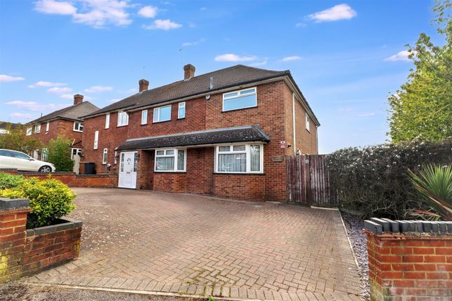 4 bed property, in Alexandra Road, £999,950