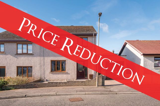 3 bed property, in Greig Crescent, £155,000